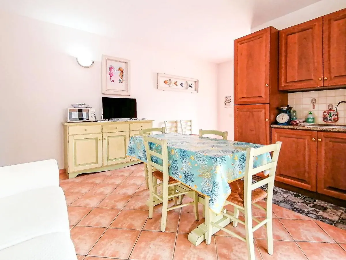 Mistral Apartments Santa Teresa Gallura Italy
